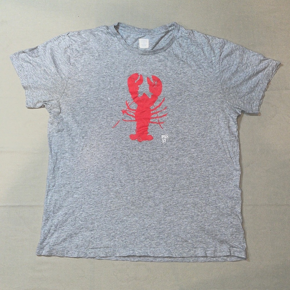 men's J.Crew T-shirt